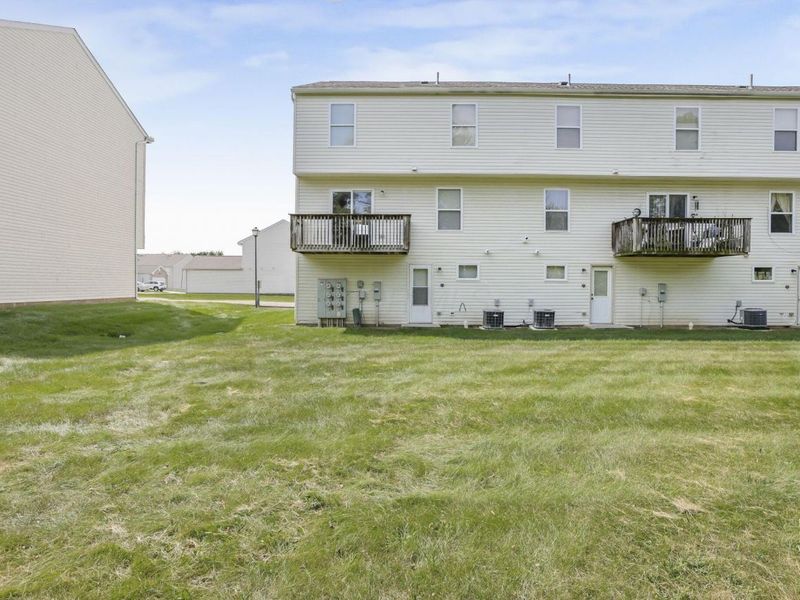 5882 Abernathy Lane, Unit 5882F, Columbus, OH 43232 Photo 35