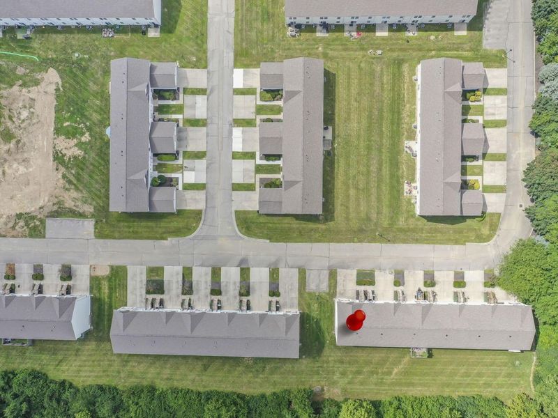 5882 Abernathy Lane, Unit 5882F, Columbus, OH 43232 Photo 37