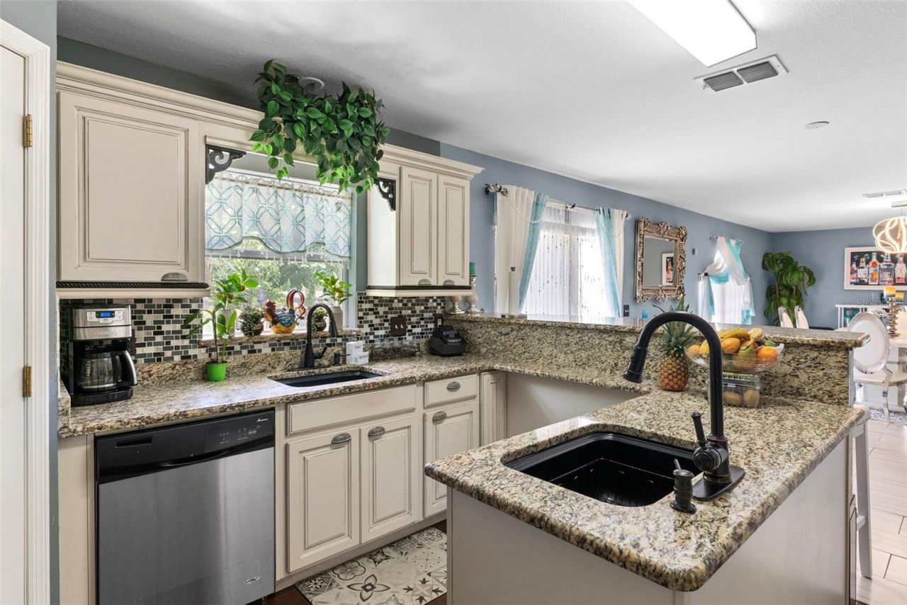 132 Vista View Avenue, Eagle Lake, FL 33839 Photo