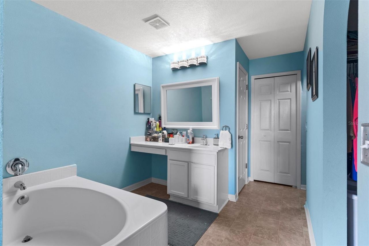 132 Vista View Avenue, Eagle Lake, FL 33839 Photo