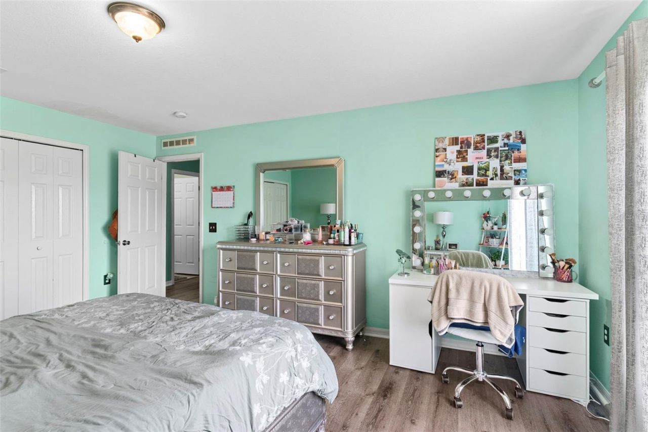 132 Vista View Avenue, Eagle Lake, FL 33839 Photo