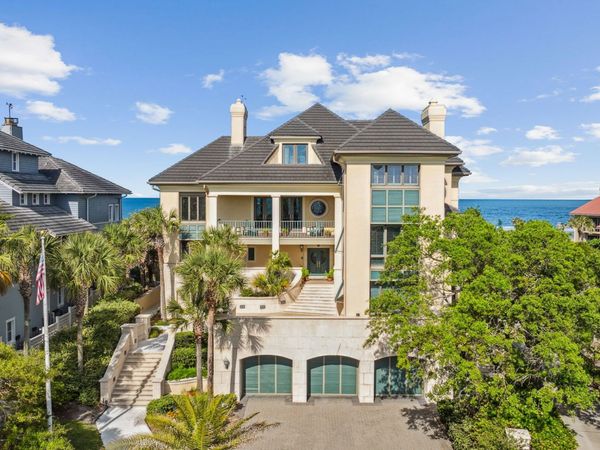 28 DUNES Row, Fernandina Beach, FL 32034