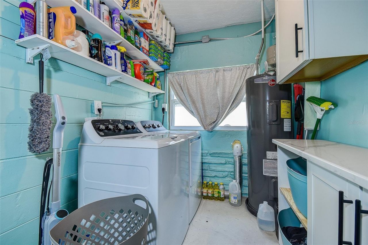 725 Sunset Cove, Madeira Beach, FL 33708 Photo
