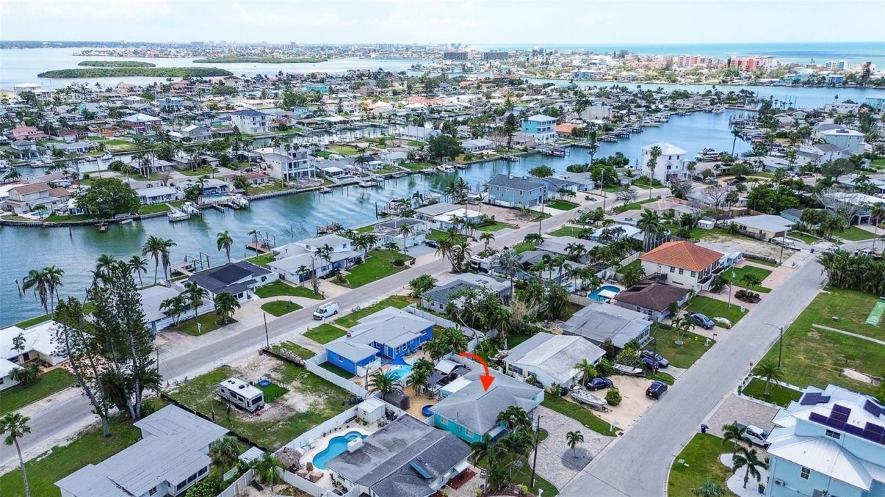 725 Sunset Cove, Madeira Beach, FL 33708 Photo