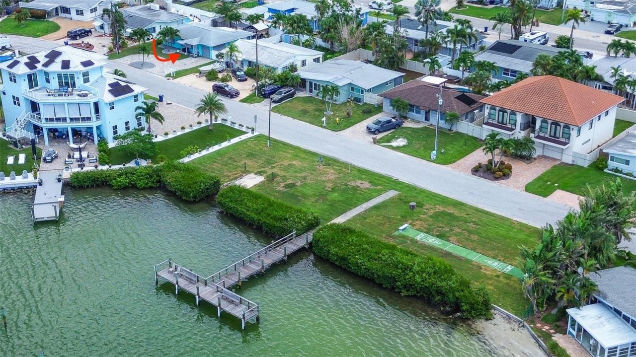 725 Sunset Cove, Madeira Beach, FL 33708 Photo