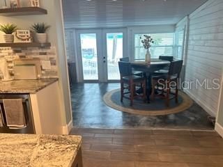 725 Sunset Cove, Madeira Beach, FL 33708 Photo