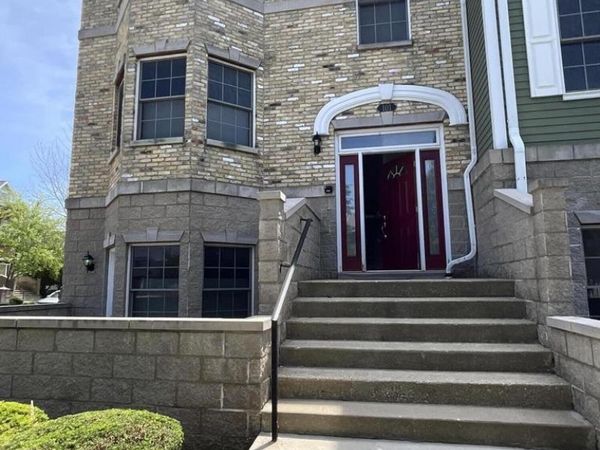 7918 Fredricksburg COURT, Unit 101, Bristol, WI 53104