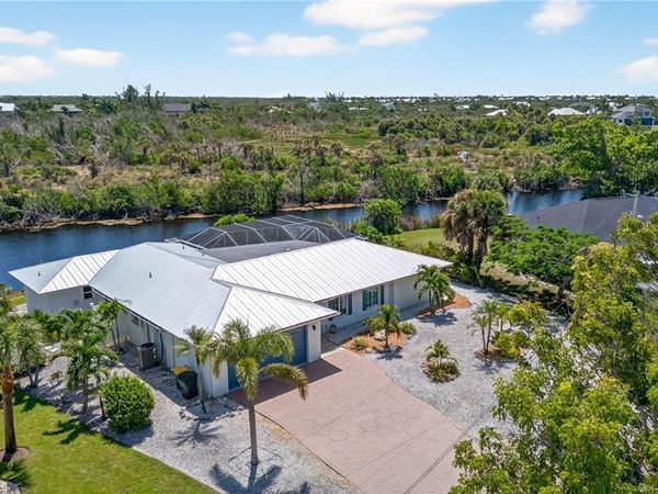 720 Durion CT, SANIBEL, FL 33957