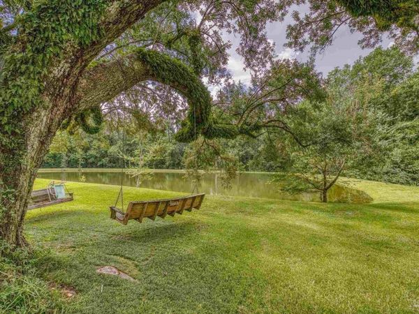 2345 Pompano St, Cantonment, FL 32533