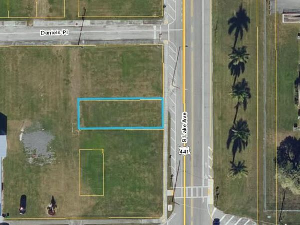 * S Lake Avenue, Pahokee, FL 33476