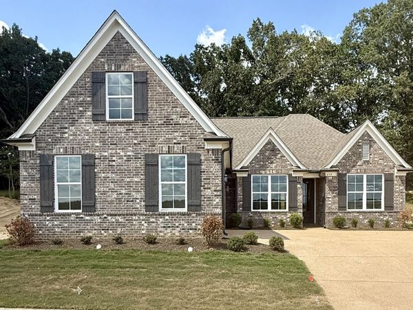 654 Tallahatchie Street, Nesbit, MS 38651