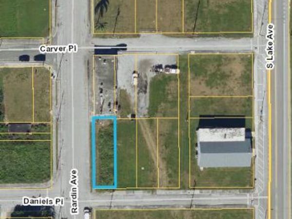 * Daniel Place, Pahokee, FL 33476