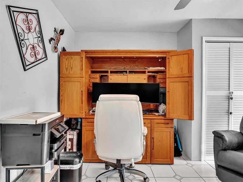 4201 NW 73rd Avenue, Lauderhill, FL 33319 Photo