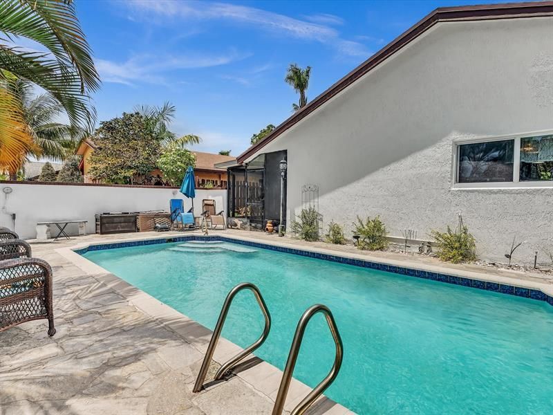 4201 NW 73rd Avenue, Lauderhill, FL 33319 Photo