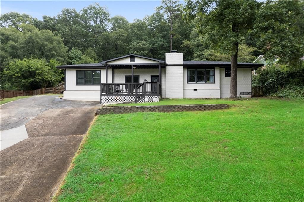 52 Buena Vista Circle Se, Cartersville, GA 30121 Main Photo