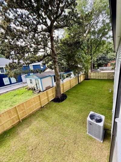 2005 Bolton Street Photo 26