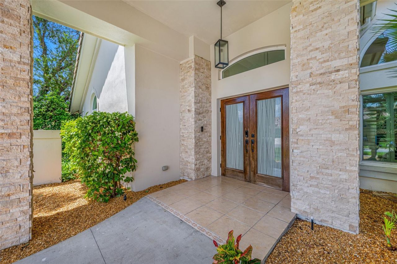 4826 Longwater Way, Tampa, FL 33615 Photo