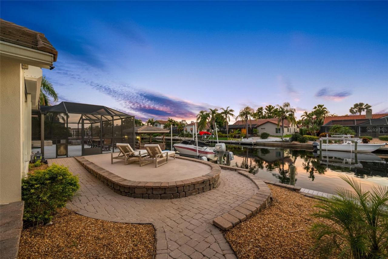 4826 Longwater Way, Tampa, FL 33615 Photo