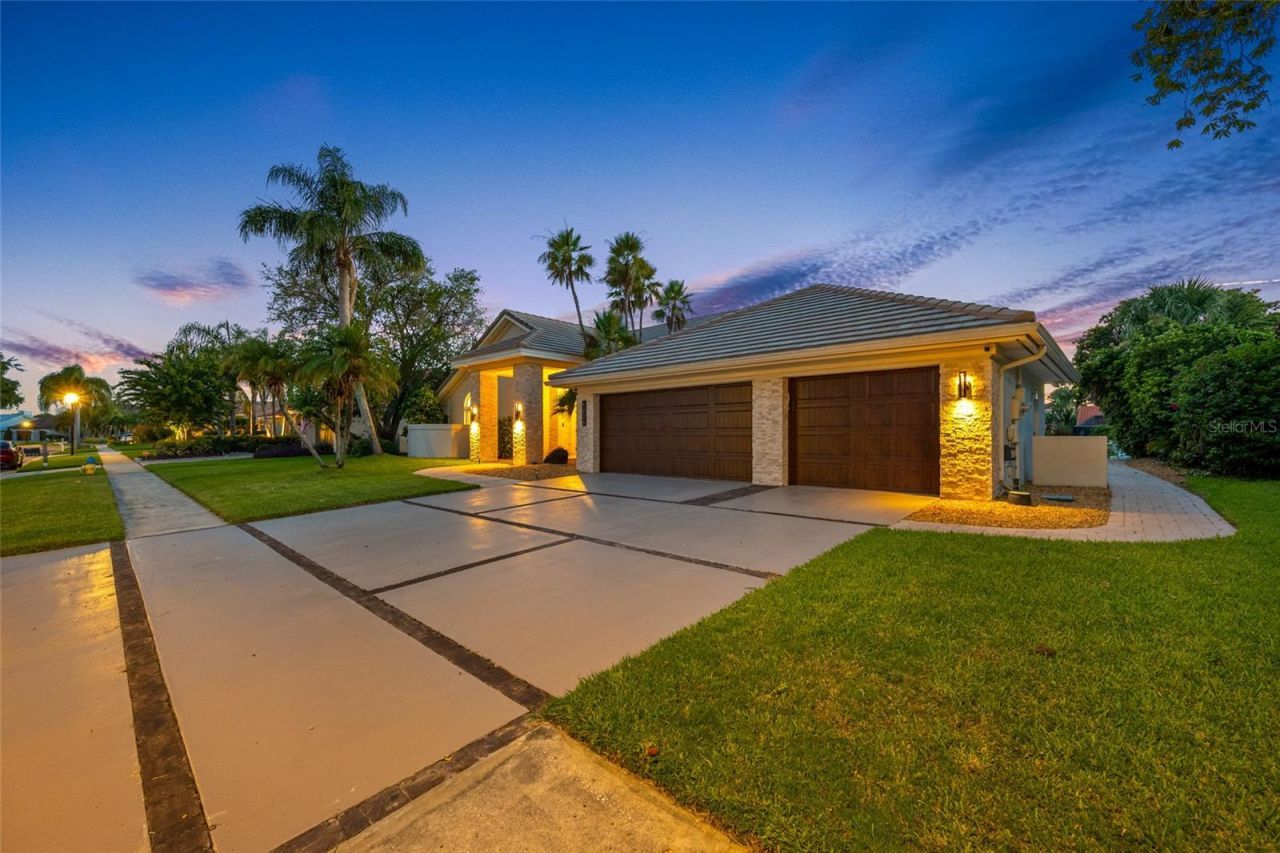 4826 Longwater Way, Tampa, FL 33615 Photo