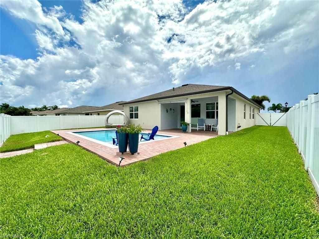 3193 Amadora Cir, Cape Coral, FL 33909 Photo