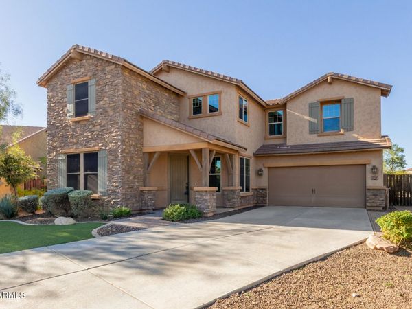 3760 W LAPENNA Drive, New River, AZ 85087