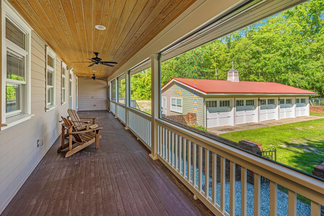 676 Public Lndg Lane Photo 10