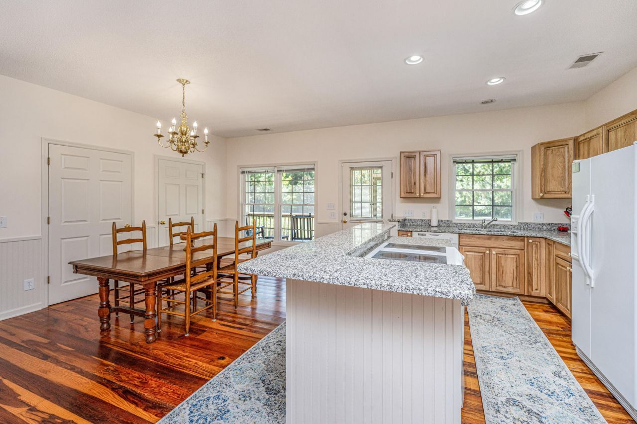 676 Public Lndg Lane Photo 100