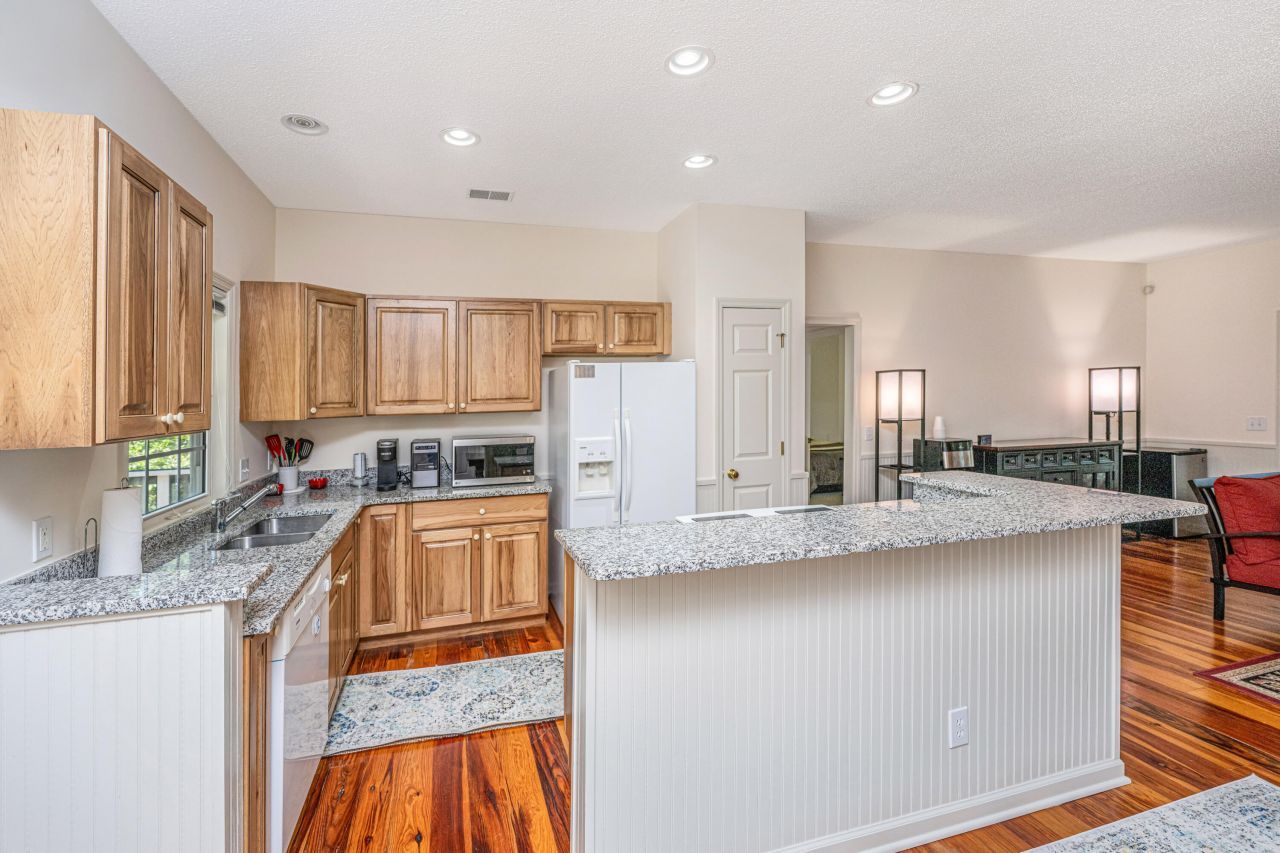 676 Public Lndg Lane Photo 102