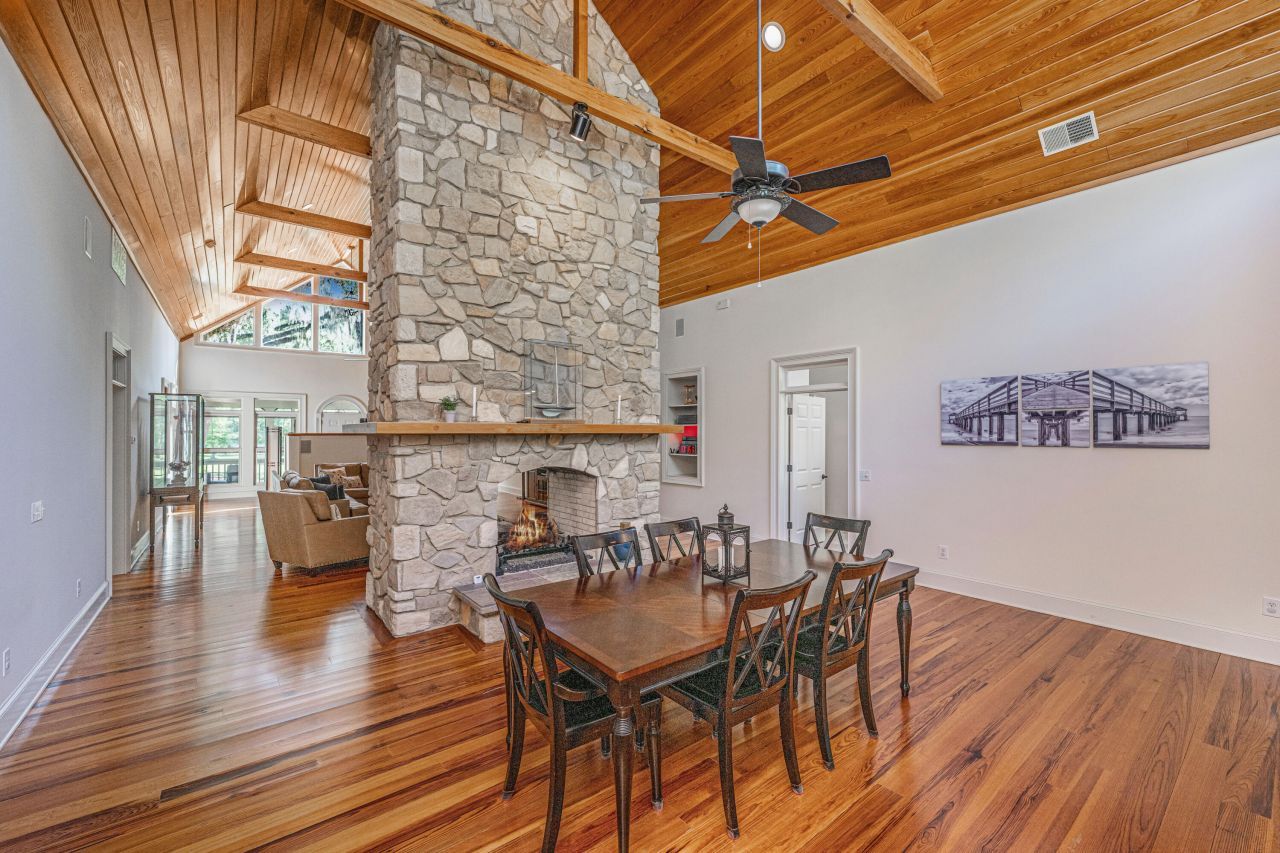 676 Public Lndg Lane Photo 13