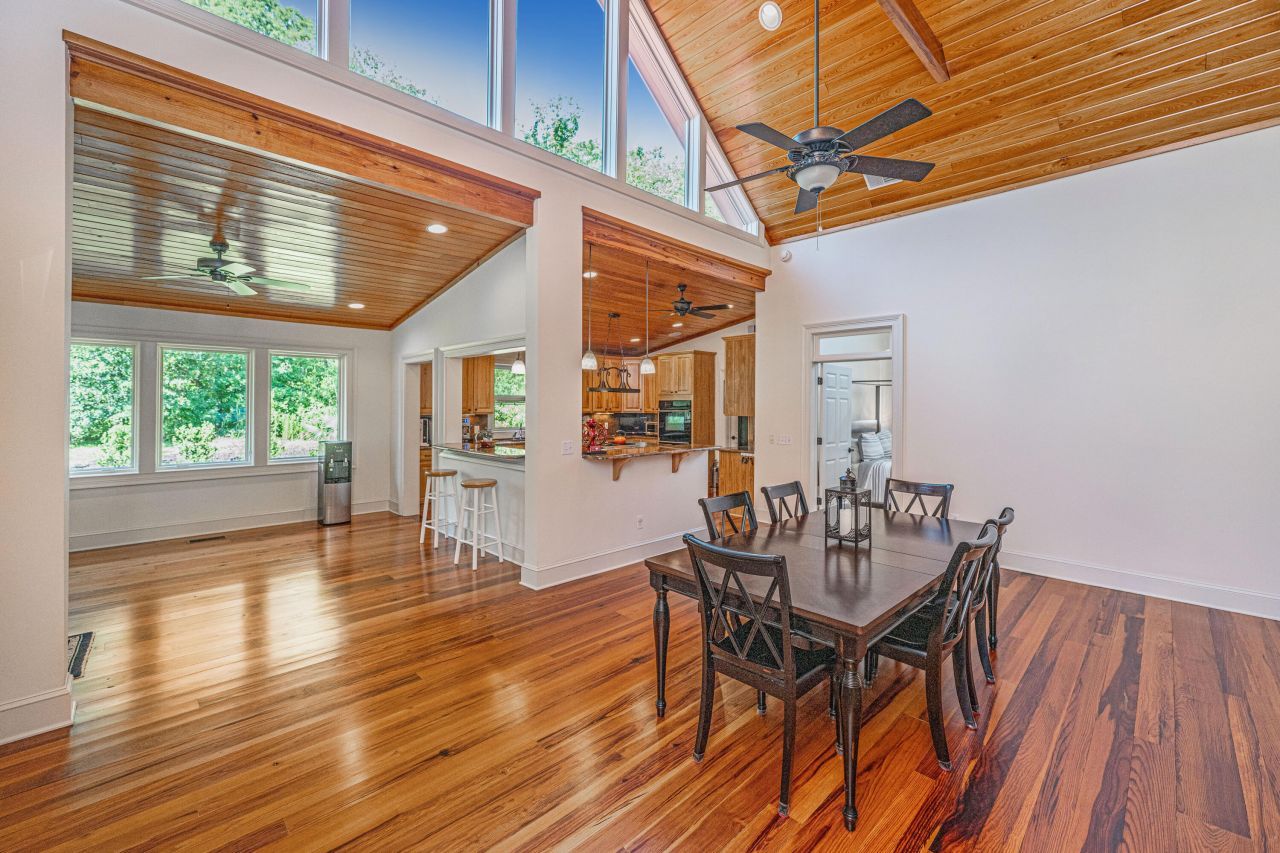 676 Public Lndg Lane Photo 15