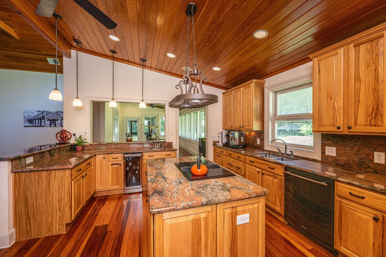 676 Public Lndg Lane Photo 27