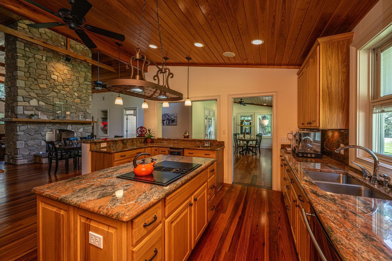 676 Public Lndg Lane Photo 28