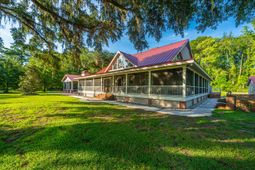 676 Public Lndg Lane photo 4