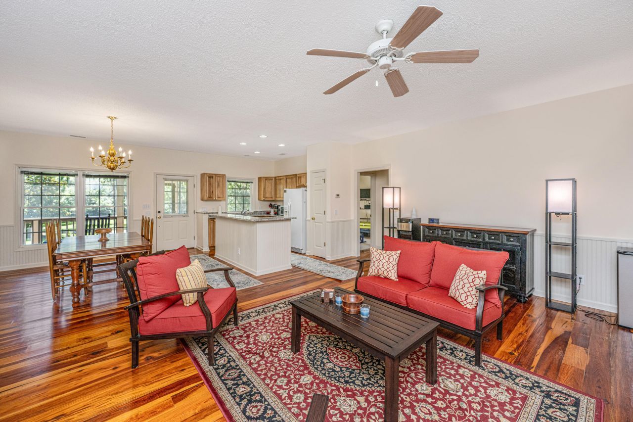 676 Public Lndg Lane Photo 96