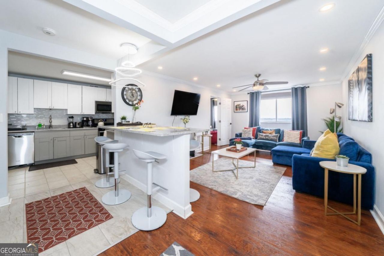 215 Piedmont Avenue Ne, Unit 2107, Atlanta, GA 30308 Main Photo