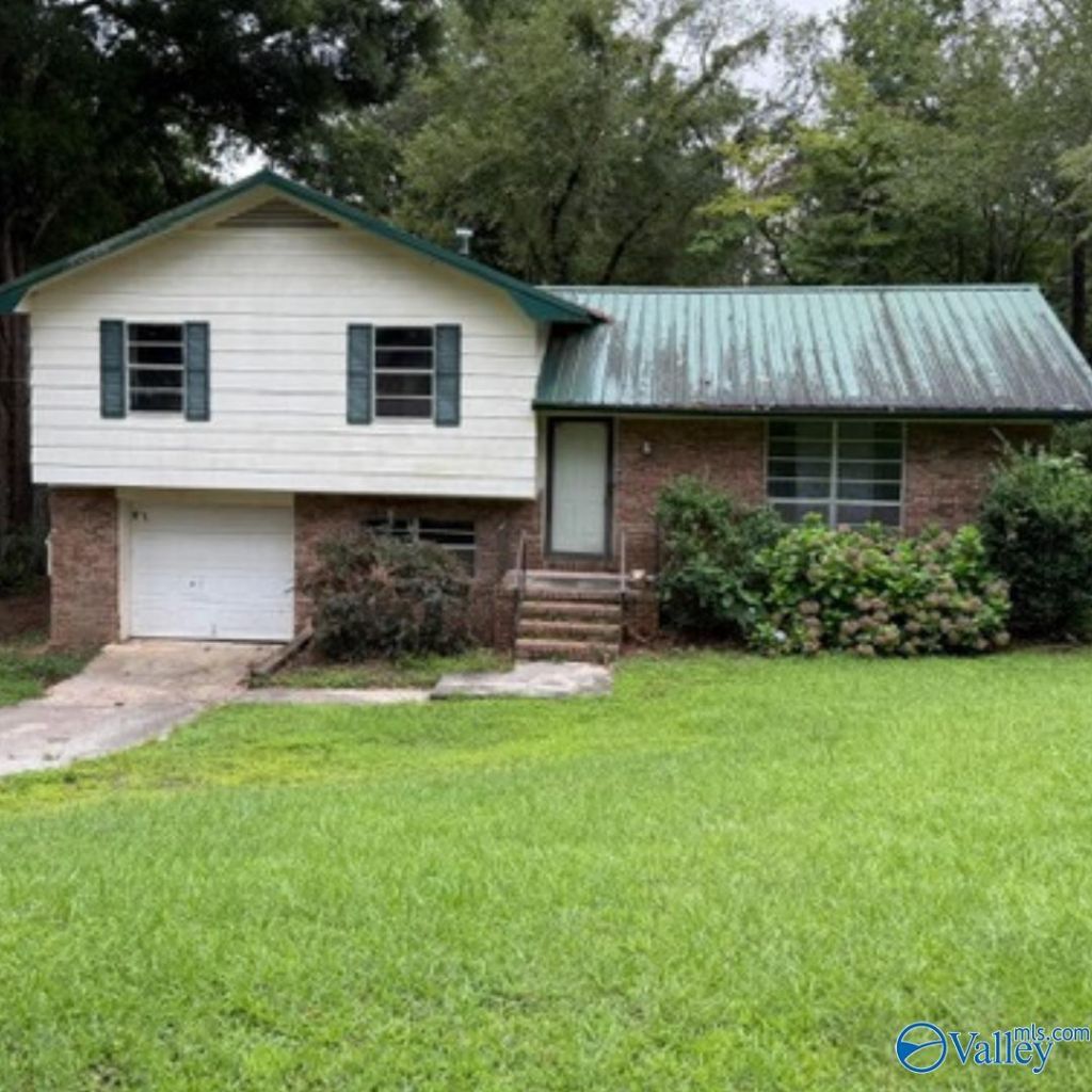 1018 Hillcrest Drive, Weaver, AL 36277 Main Photo