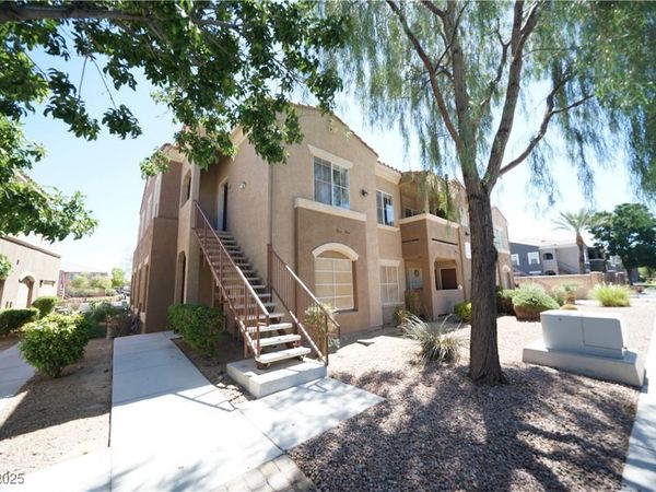 10245 S Maryland Parkway , Unit 204, Las Vegas, NV 89183