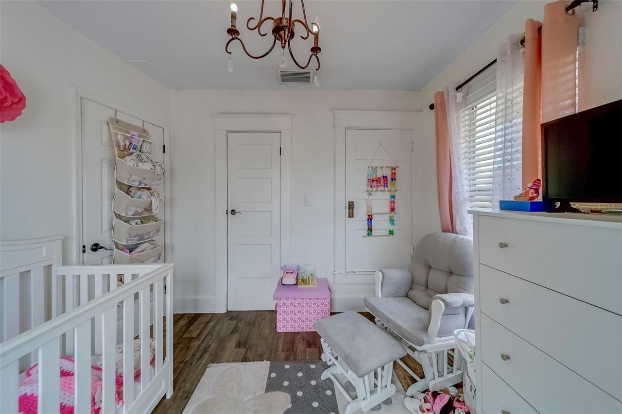 2044 21st Street S, Saint Petersburg, FL 33712 Photo