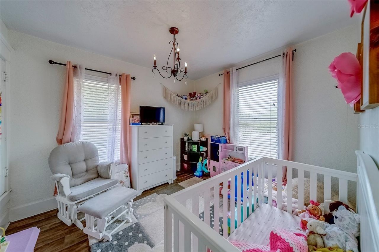 2044 21st Street S, Saint Petersburg, FL 33712 Photo