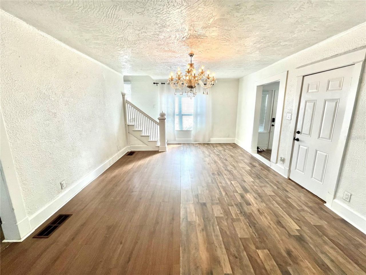 2044 21st Street S, Saint Petersburg, FL 33712 Photo