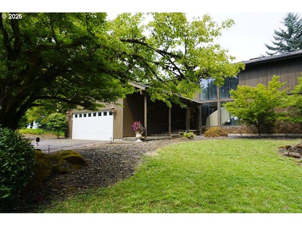 20959 S SPRINGWATER RD, Estacada, OR 97023