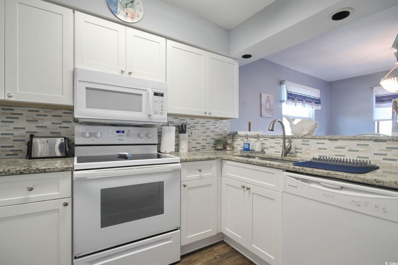 1113 S Ocean Blvd. Photo 10