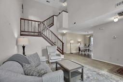 829 9th Ave. S photo 4