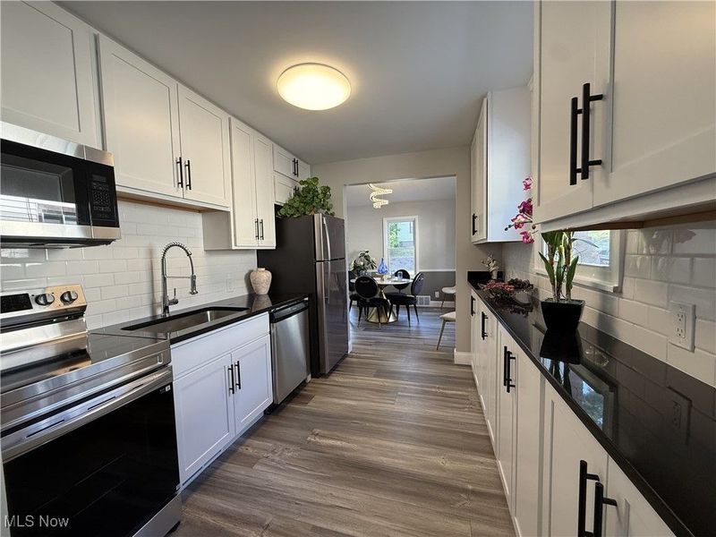 72 Weil Avenue, Akron, OH 44319 Photo 17