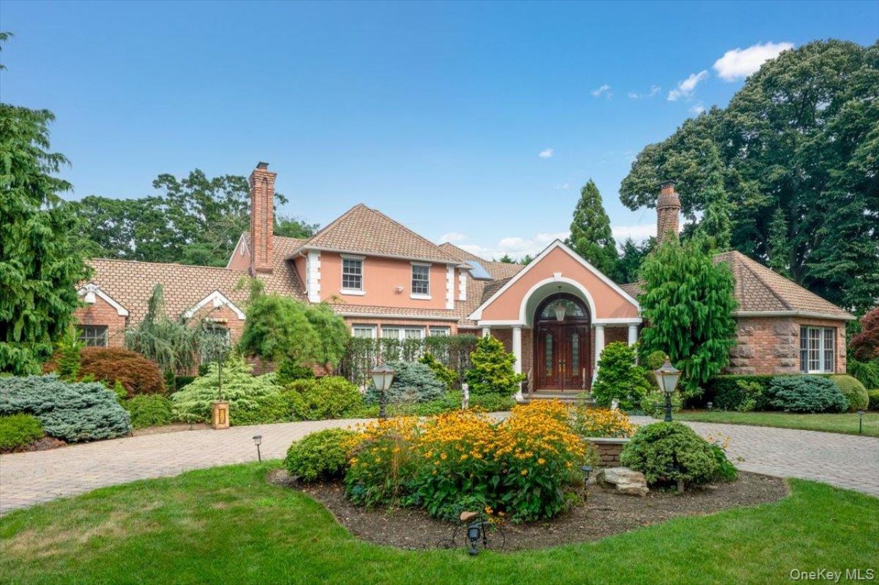 1331 Harbor Road, Hewlett Harbor, NY 11557 Main Photo