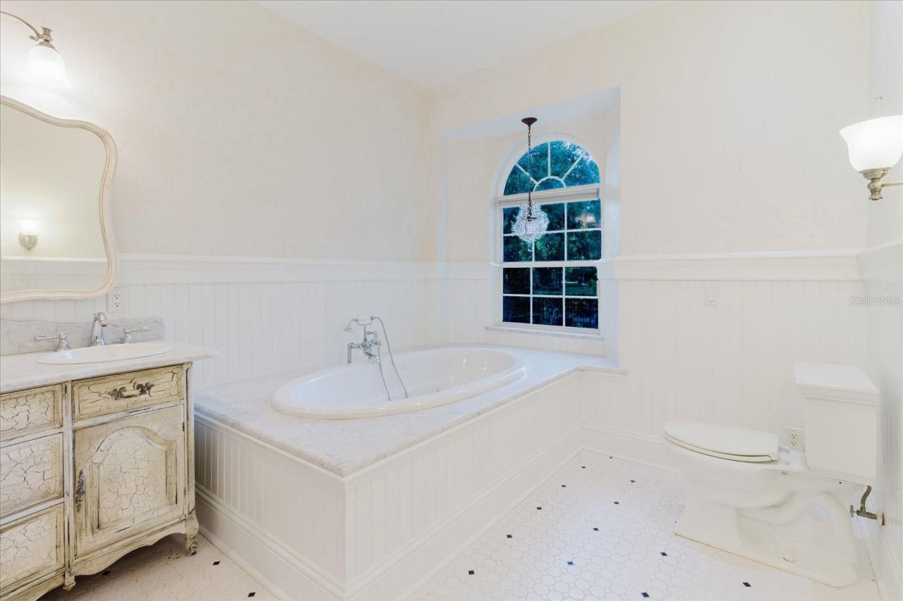 5455 Lake Le Clare Road, Lutz, FL 33558 Photo