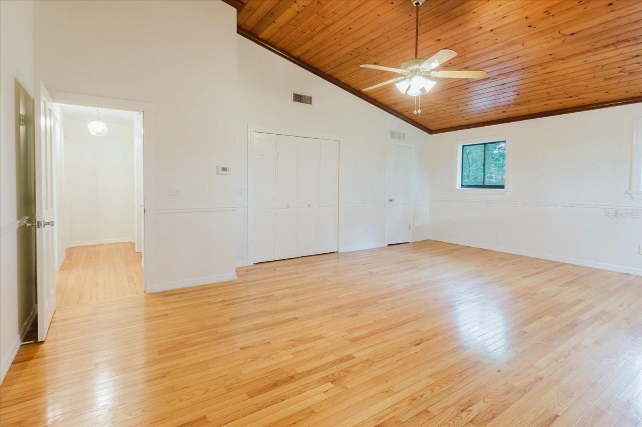 5455 Lake Le Clare Road, Lutz, FL 33558 Photo