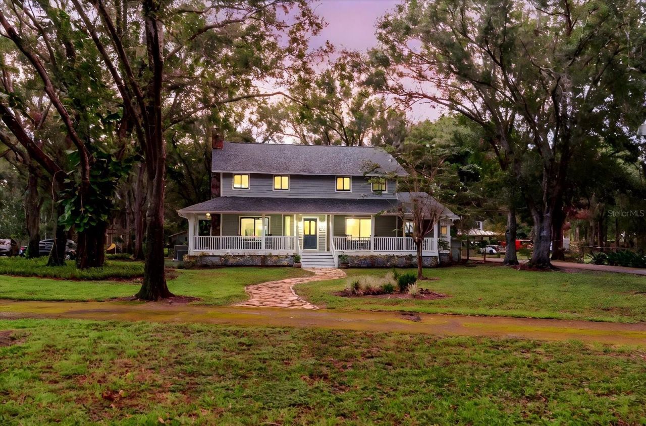 5455 Lake Le Clare Road, Lutz, FL 33558 Photo