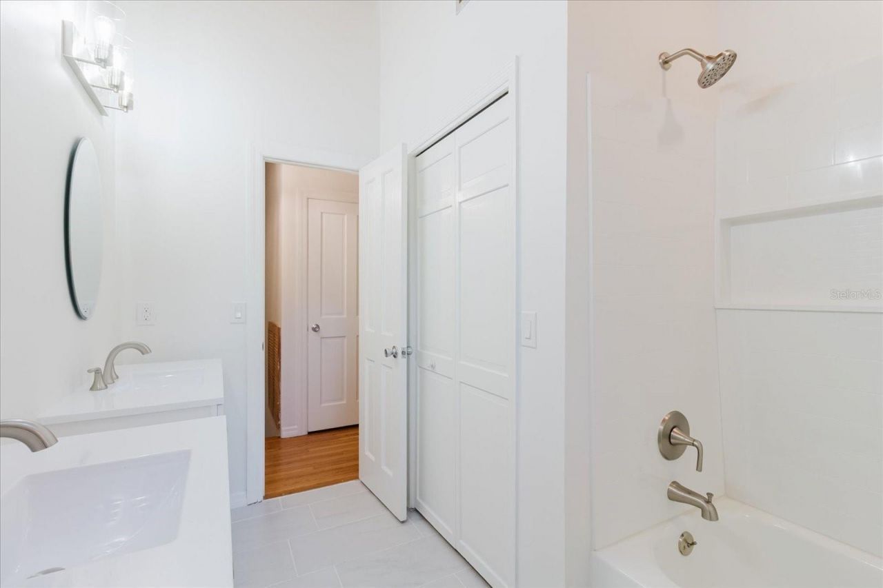 5455 Lake Le Clare Road, Lutz, FL 33558 Photo