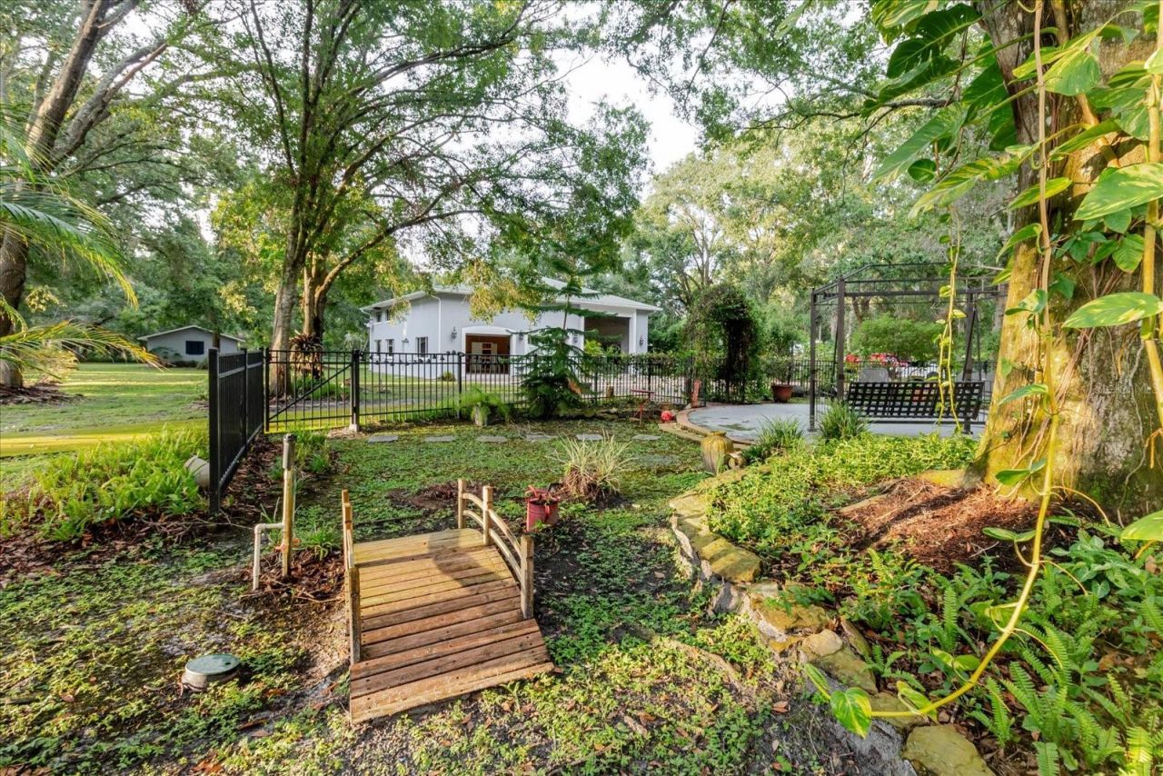 5455 Lake Le Clare Road, Lutz, FL 33558 Photo